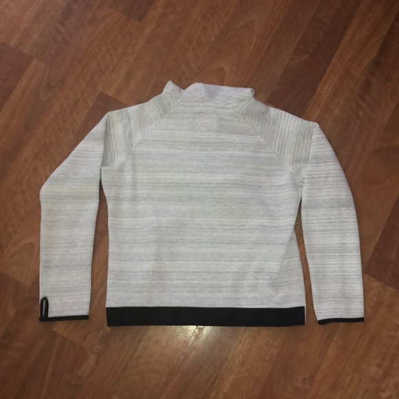 Nike Hooded White and Grey Sweatshirt - Picture 4 of 5